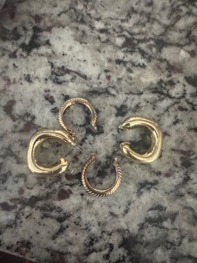 Amazon Gold-Tone Hoop Earring Set in Polished and Rope Textures